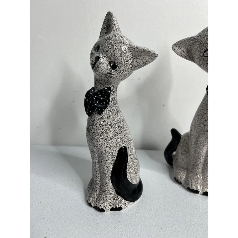 Vtg Pair Of‎ Ceramic Speckled Siamese Cat W/ Bows Statue Figure Set Of 2